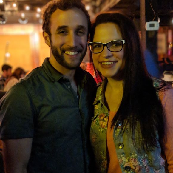 Meet your Posher, Sara - Picture 1 of 1